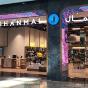 Leading Middle East retailer attracts more customers with innovative LED and LCD displays