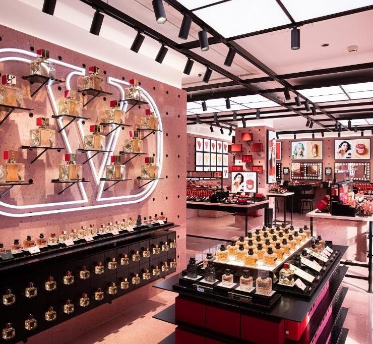 The World’s Largest Valentino Beauty Store launches In China