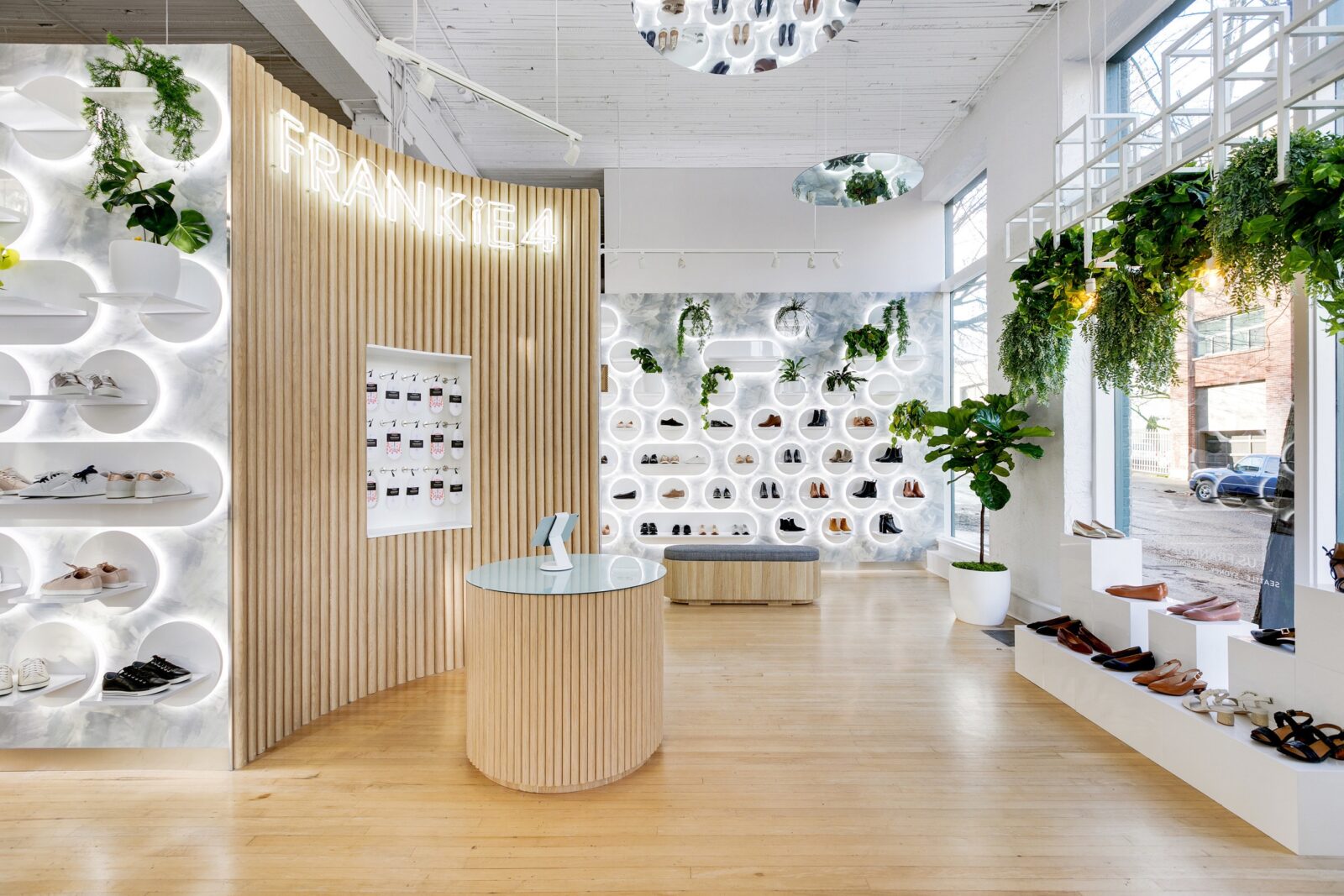FRANKiE4 Opens First U.S. Brick-and-Mortar Store