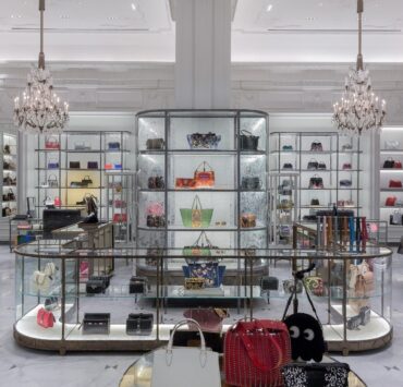 Neiman Marcus Group Demonstrates Strength of Integrated Luxury Retail Model
