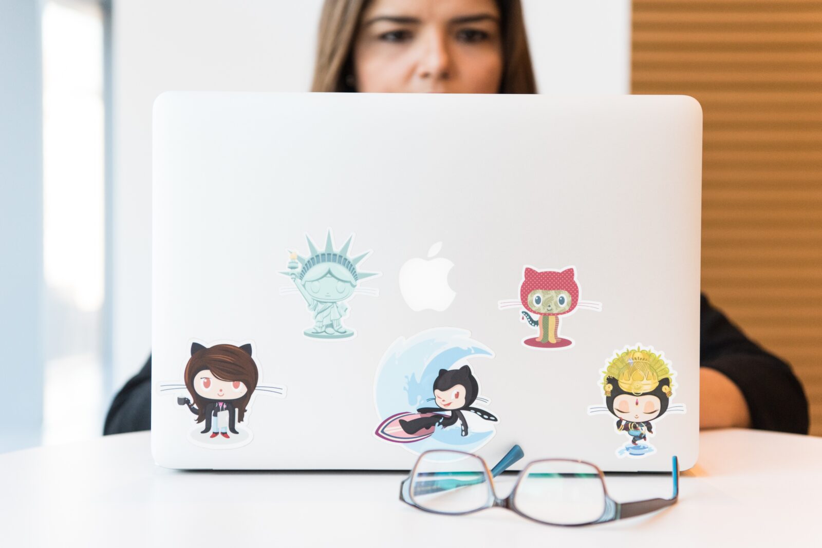 5 Benefits of Custom Stickers For Your Business