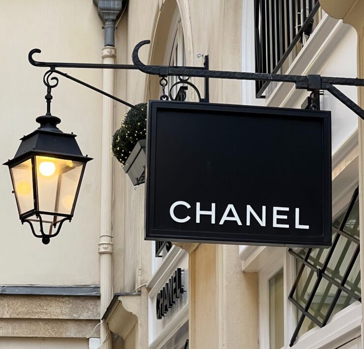 2023 Predictions and Trends for Luxury Retail