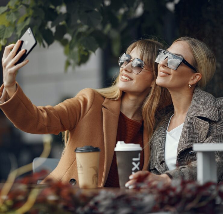 How To Get Your Brand Into The Hands of Celebrities