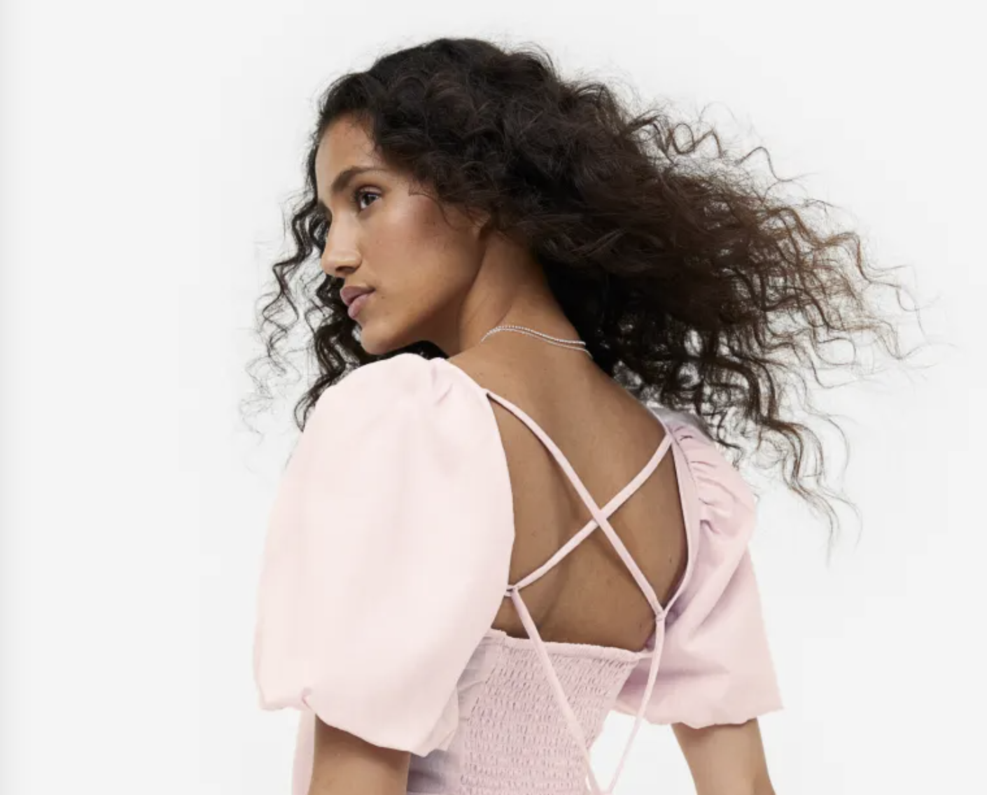H&M Triumphs in Lawsuit Over Greenwashing Allegations