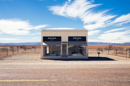 What is a Brick and Mortar store?