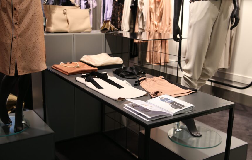 10 Ways to Land Your Dream Retailer From a Retail Expert