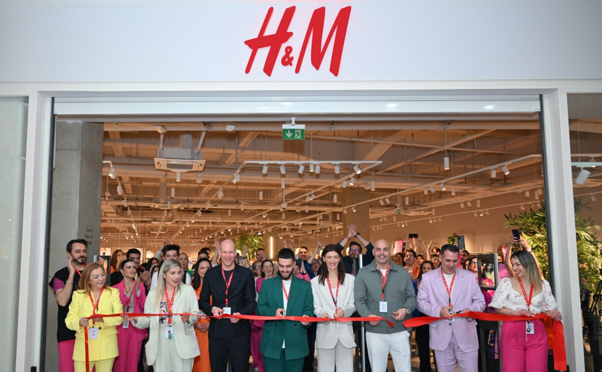 What does H&M mean? What does H&M stand for?