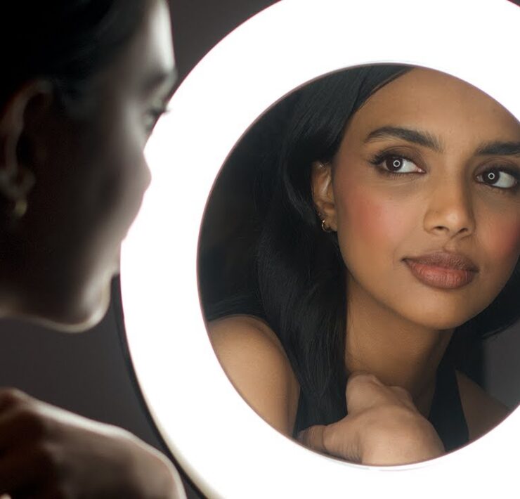 The Best Makeup Lighting for Precise Application