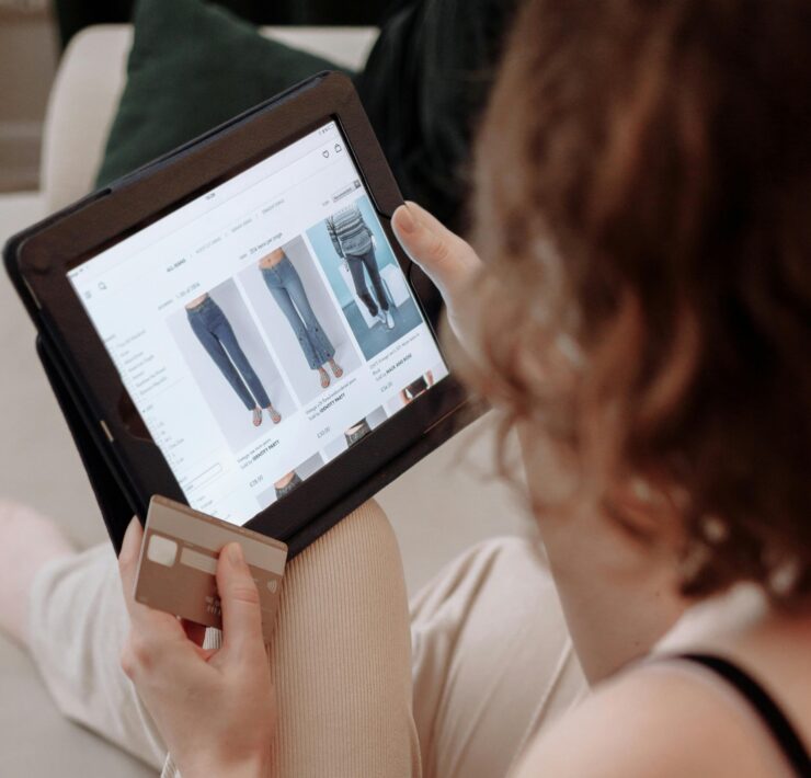 Ecommerce Retail Specialist: Definition, Job Description, Example