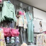 Fashion Retailer Primark Seals Shopping Bags to Prevent Theft