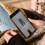 91% make online purchases using their smartphone