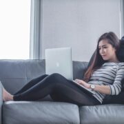 The Rise of the 'Click and Mortar' shopper