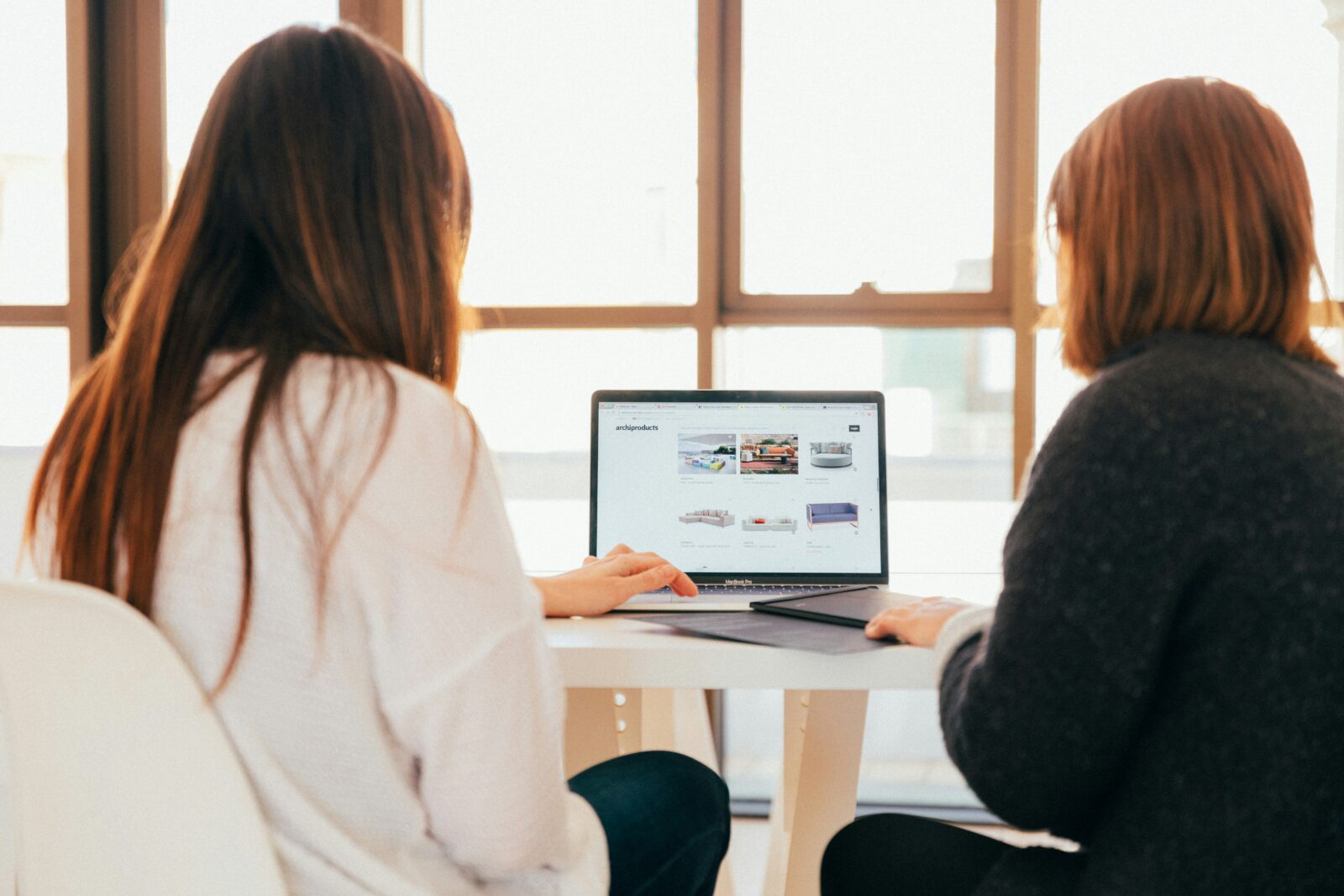 What is Click and Collect? Definition and Example