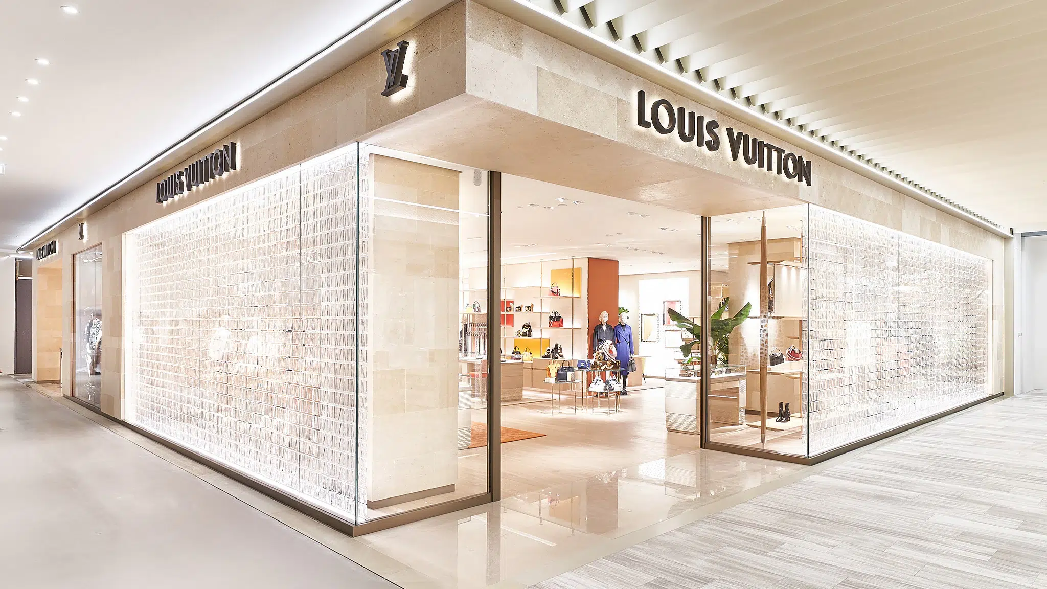 What is the definition of a 'luxury' store?