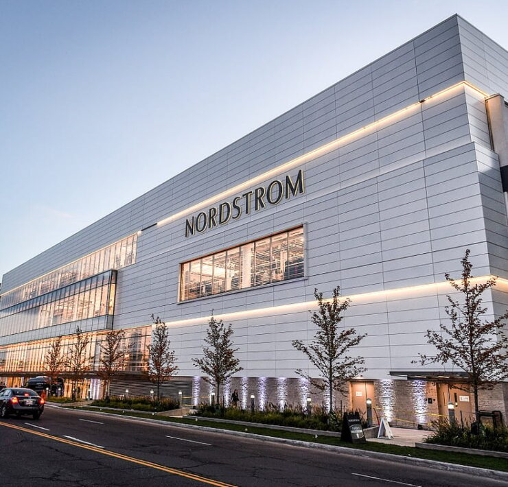 What is the purpose of an anchor store in a shopping mall?