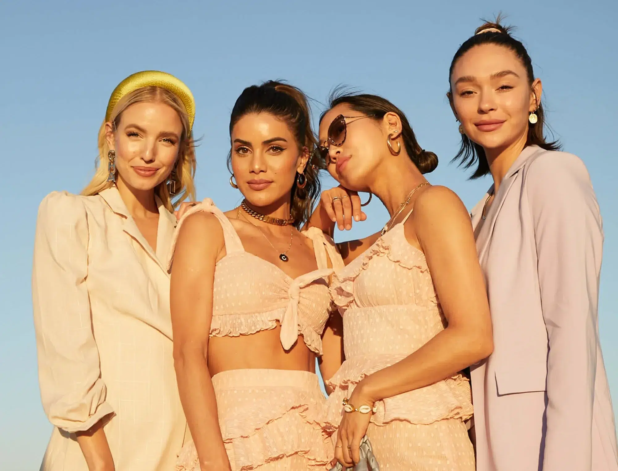 6 Trendy Online Stores Similar to Revolve