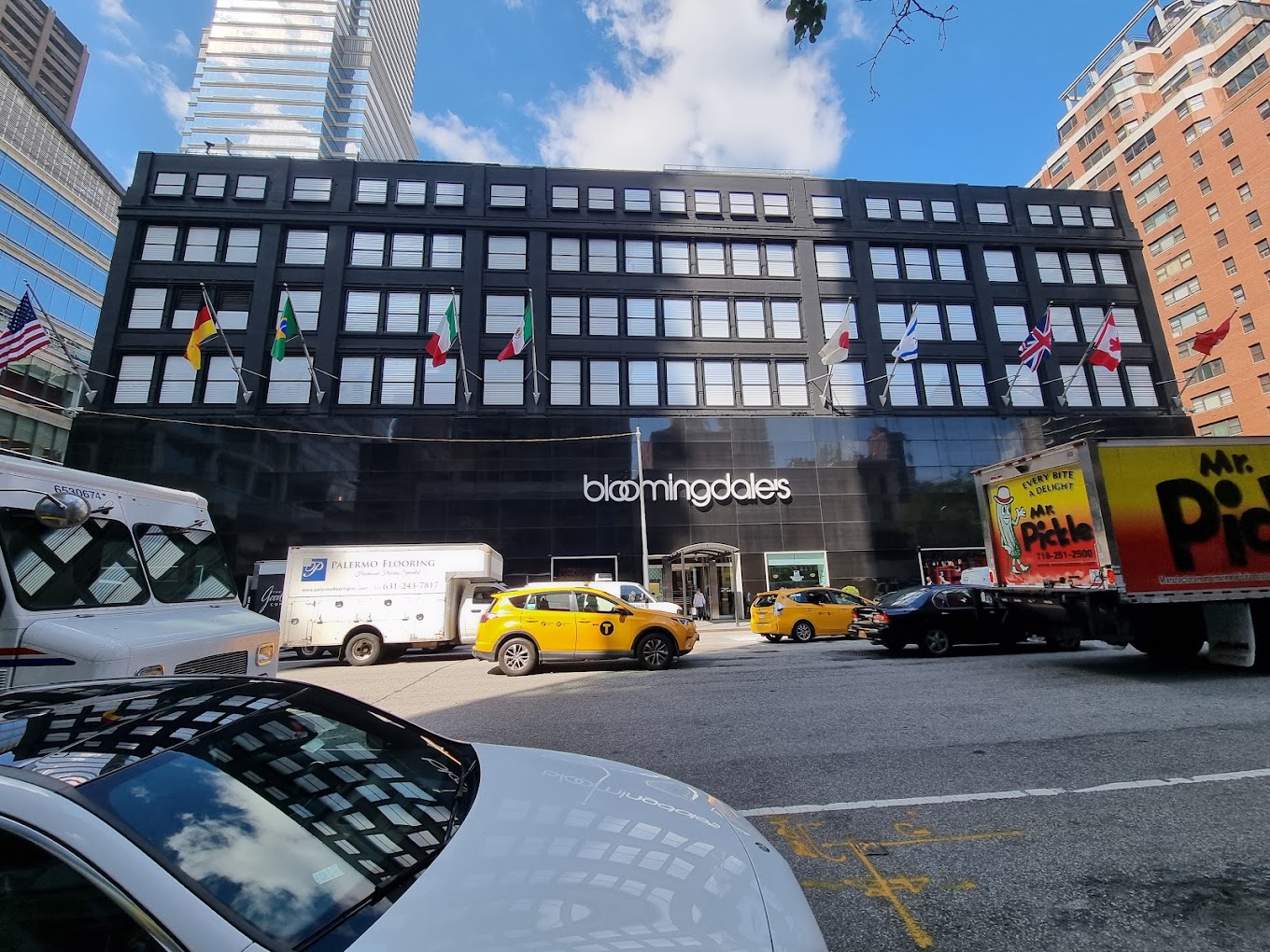 10 Most Famous Department Stores in New York City 10 Most Famous Department Stores in New York City