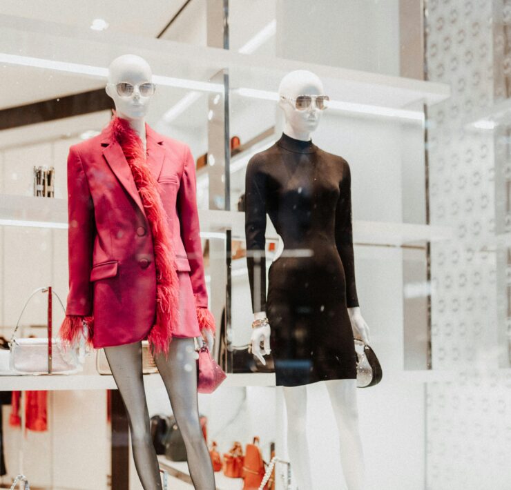 Showrooming Shoppers