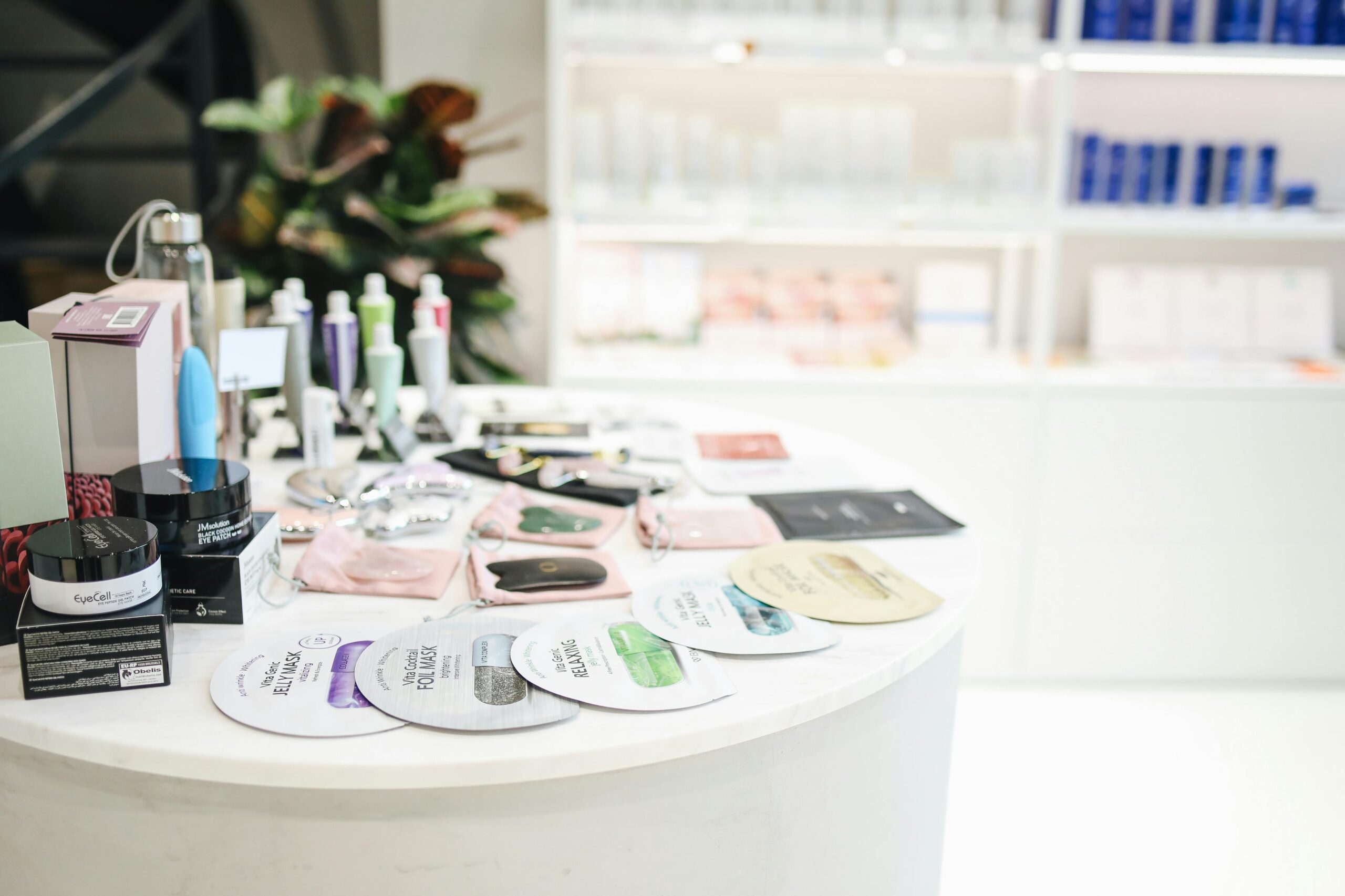 5 Cosmetic & Beauty Industry Trends to Know In 2024