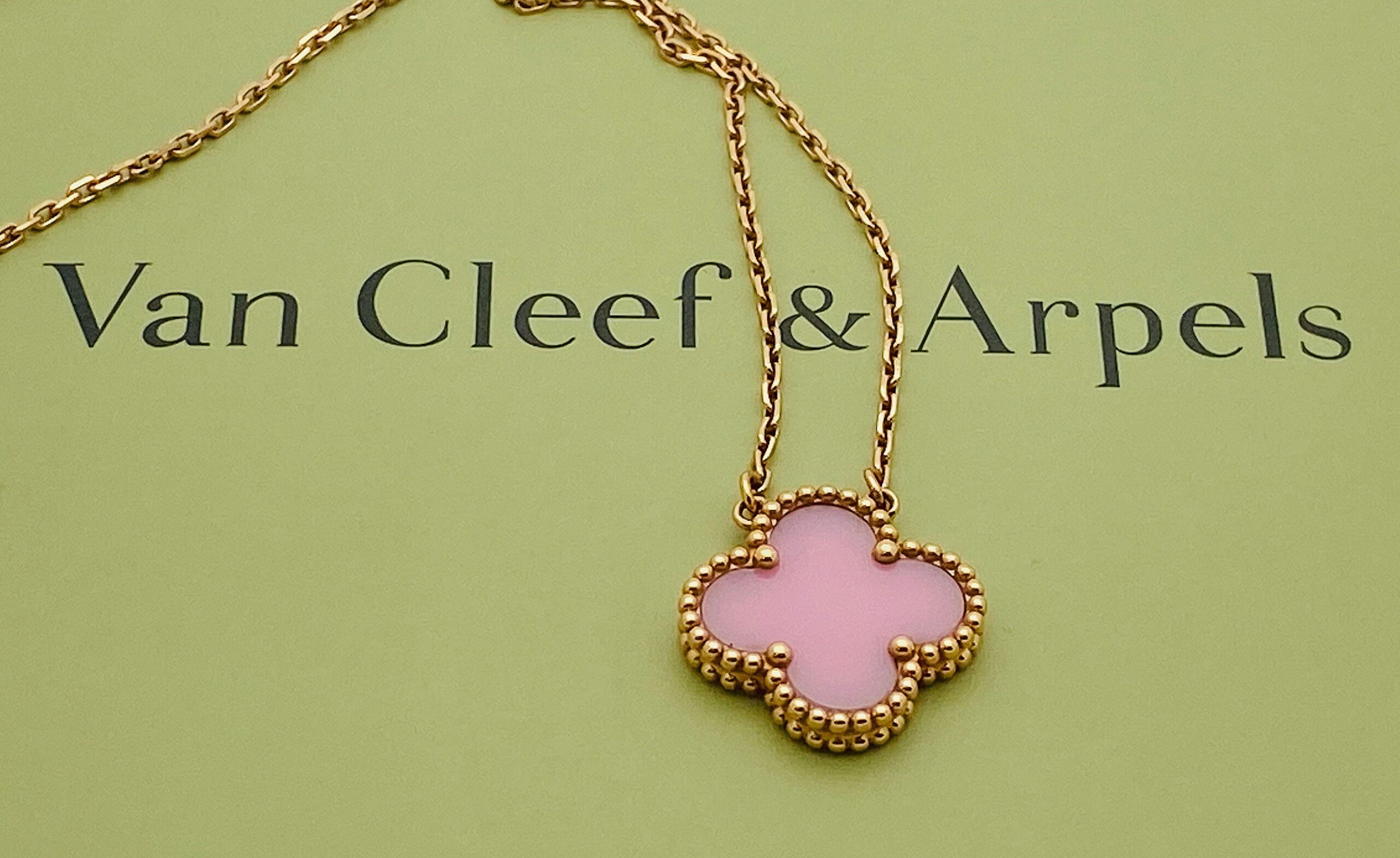 Is Van Cleef & Aprels 14k or 18K?