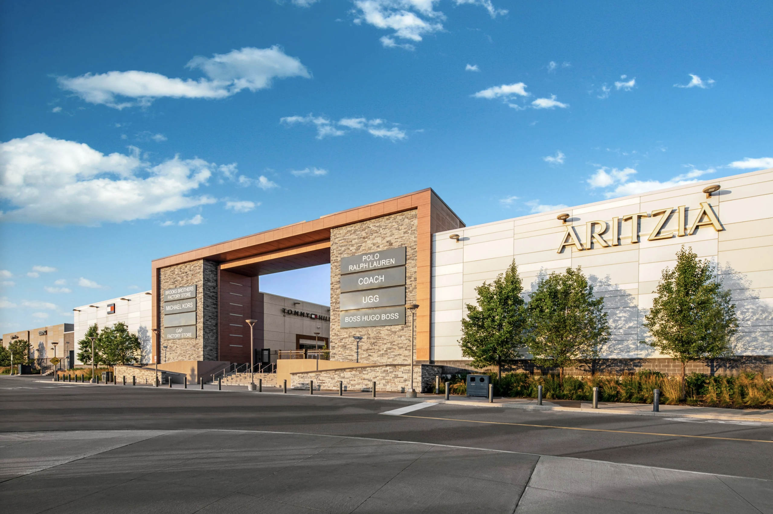 The Ultimate Guide to Outlet Malls Near Toronto