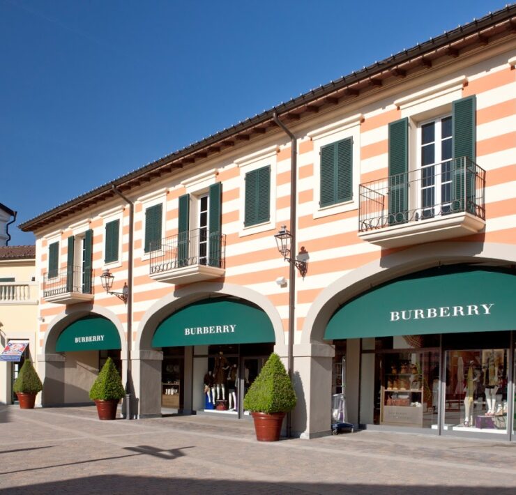 Top 5 Designer Outlet Malls Near Italy