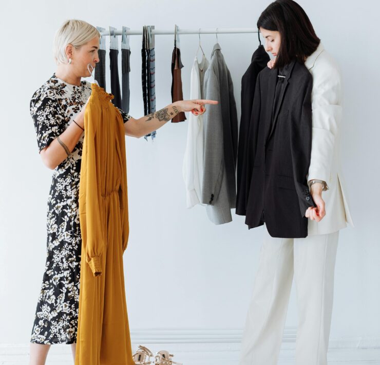 How to Become a Fashion Buyer (With Steps) in the UK