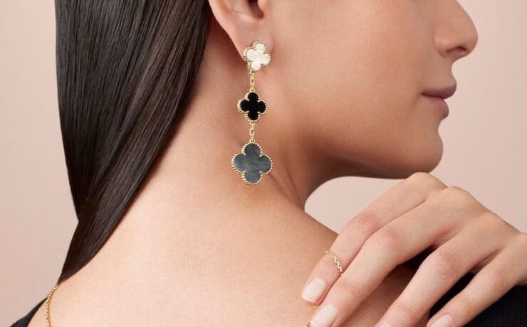 Does Van Cleef & Arpels Tarnish? (and 10 Ways To Prevent It)