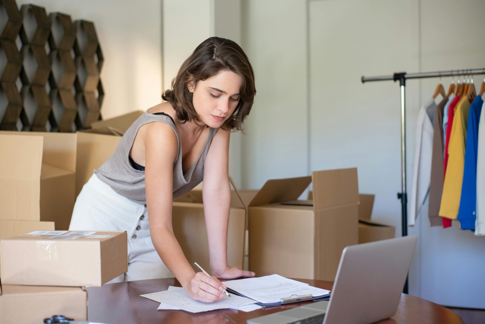 25 Essential Questions to Ask Your Wholesale Supplier