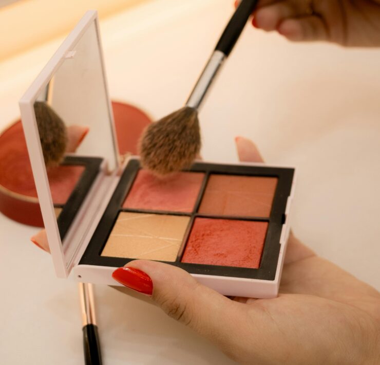 6 Reasons Why Beauty Brands Should Partner With a Retailer