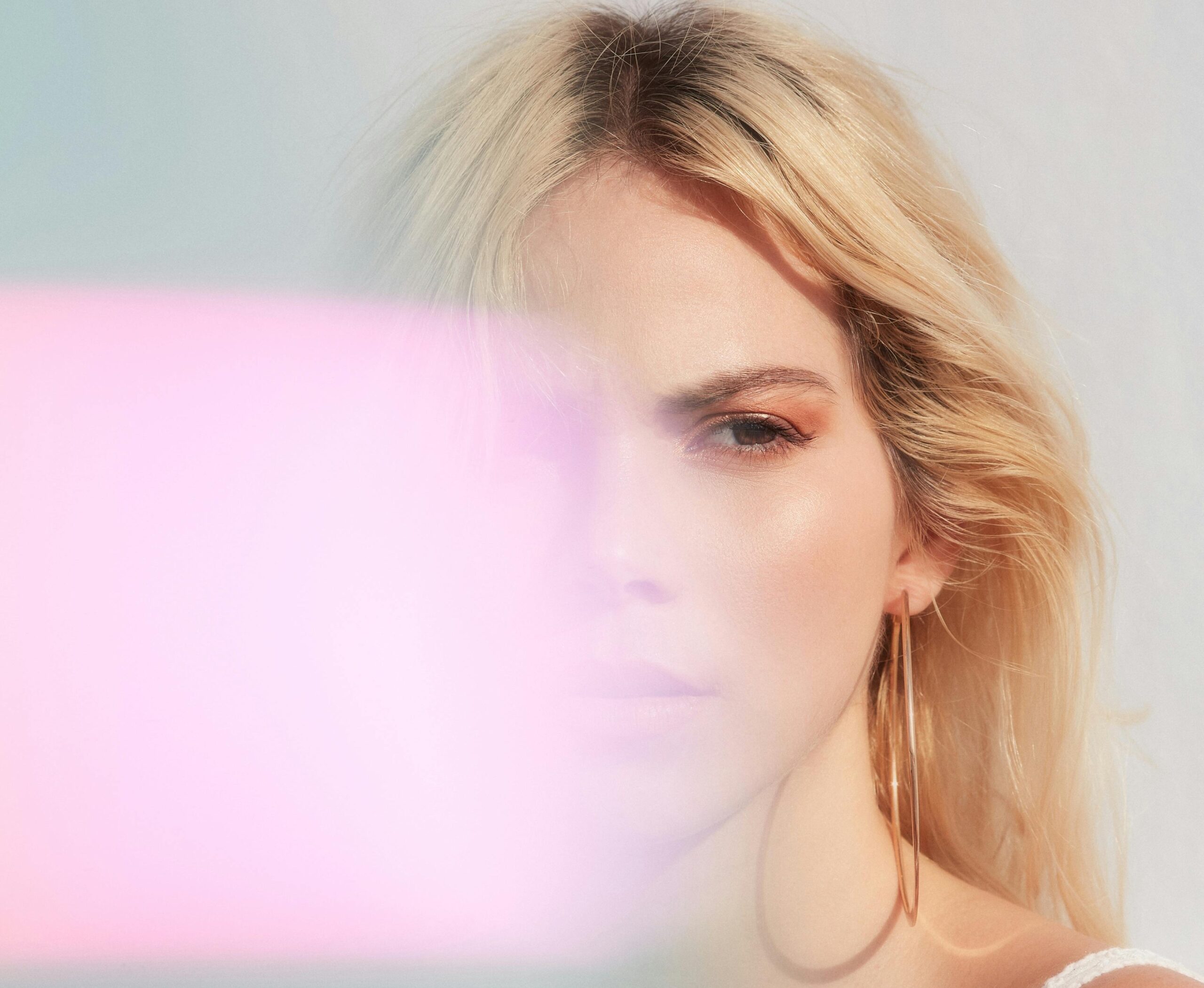 Beauty eCommerce Trends 2024: What to Expect?