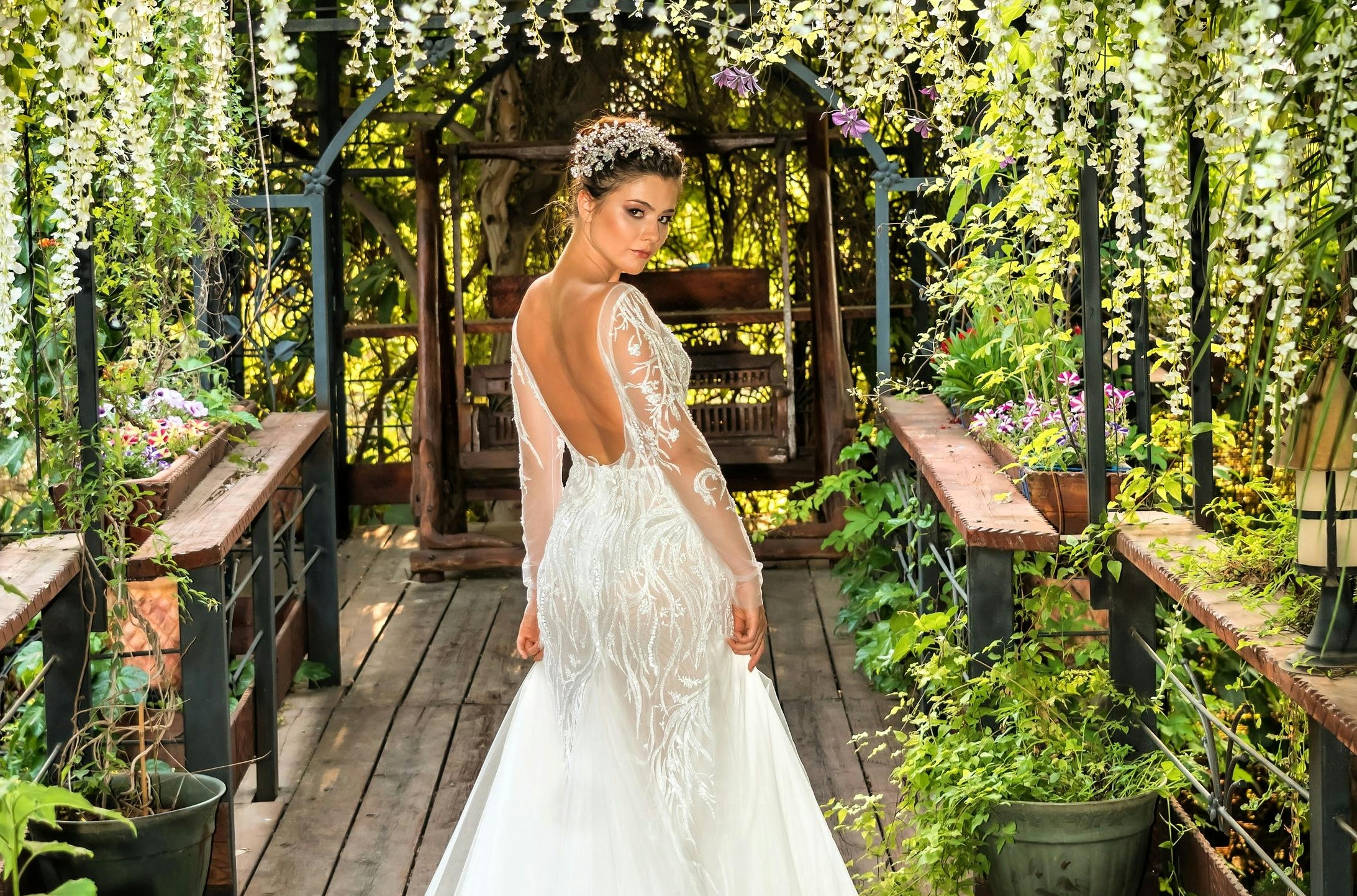 Differences Between Haute Couture and Ready-to-Wear