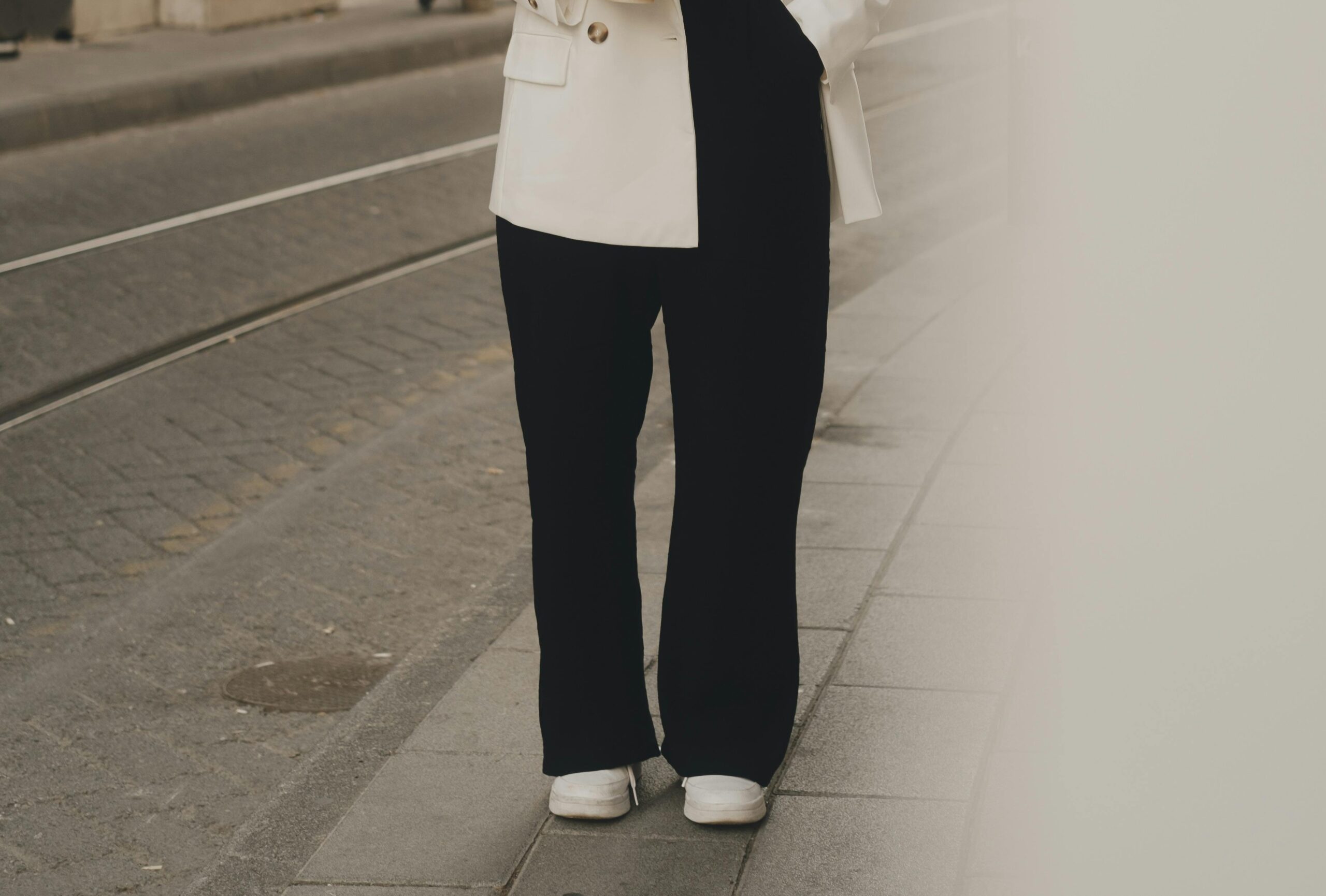 6 Top-Selling Bottom & Trousers in 2024