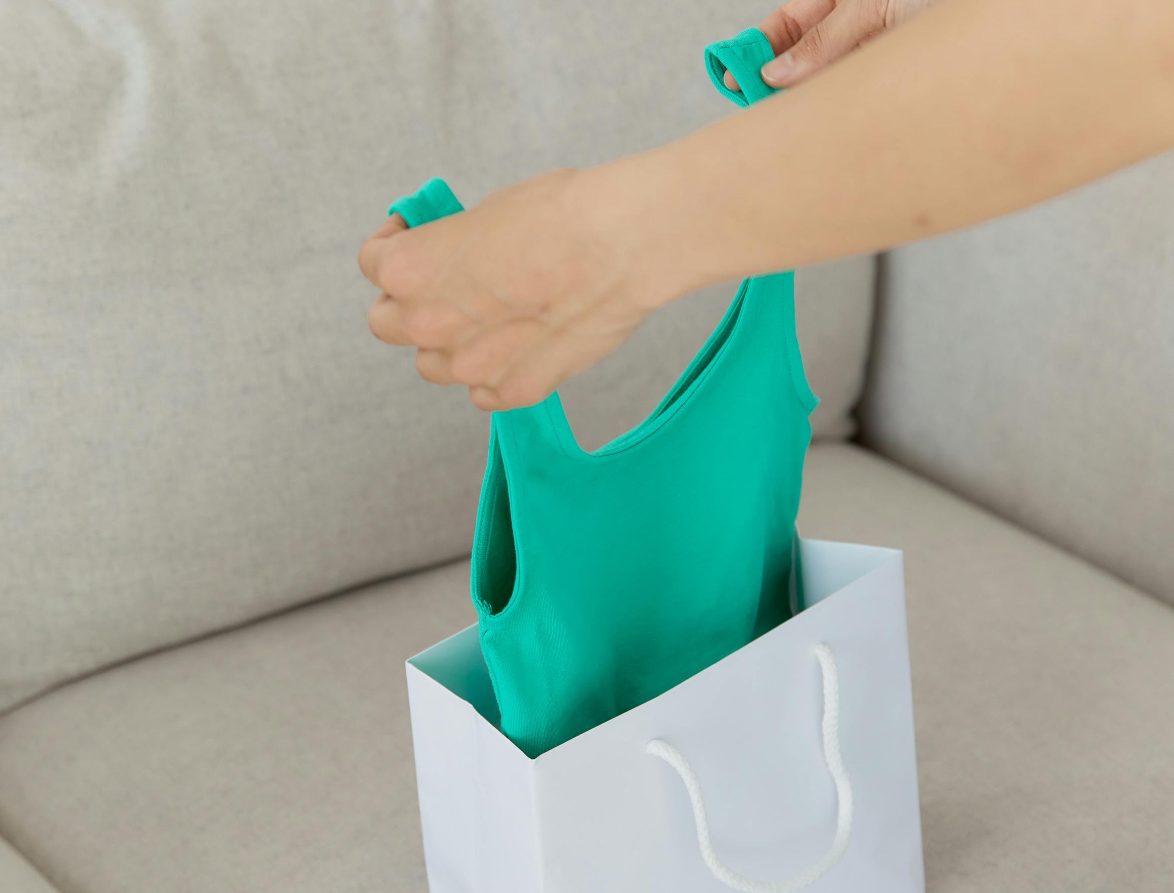 6 Top-Selling Online Clothing Products (2024 Report)