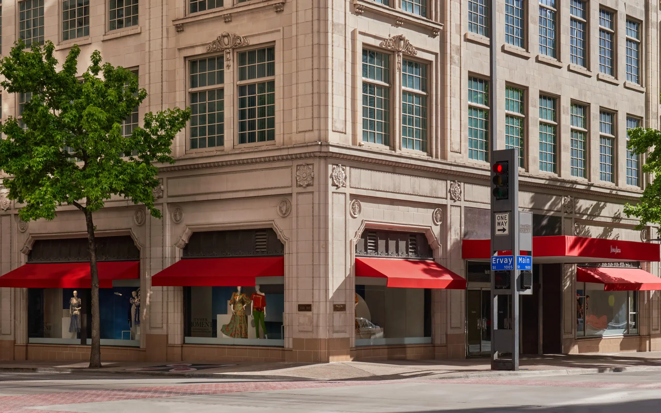 Neiman Marcus Flagship Dallas Store Closes After 117 Years
