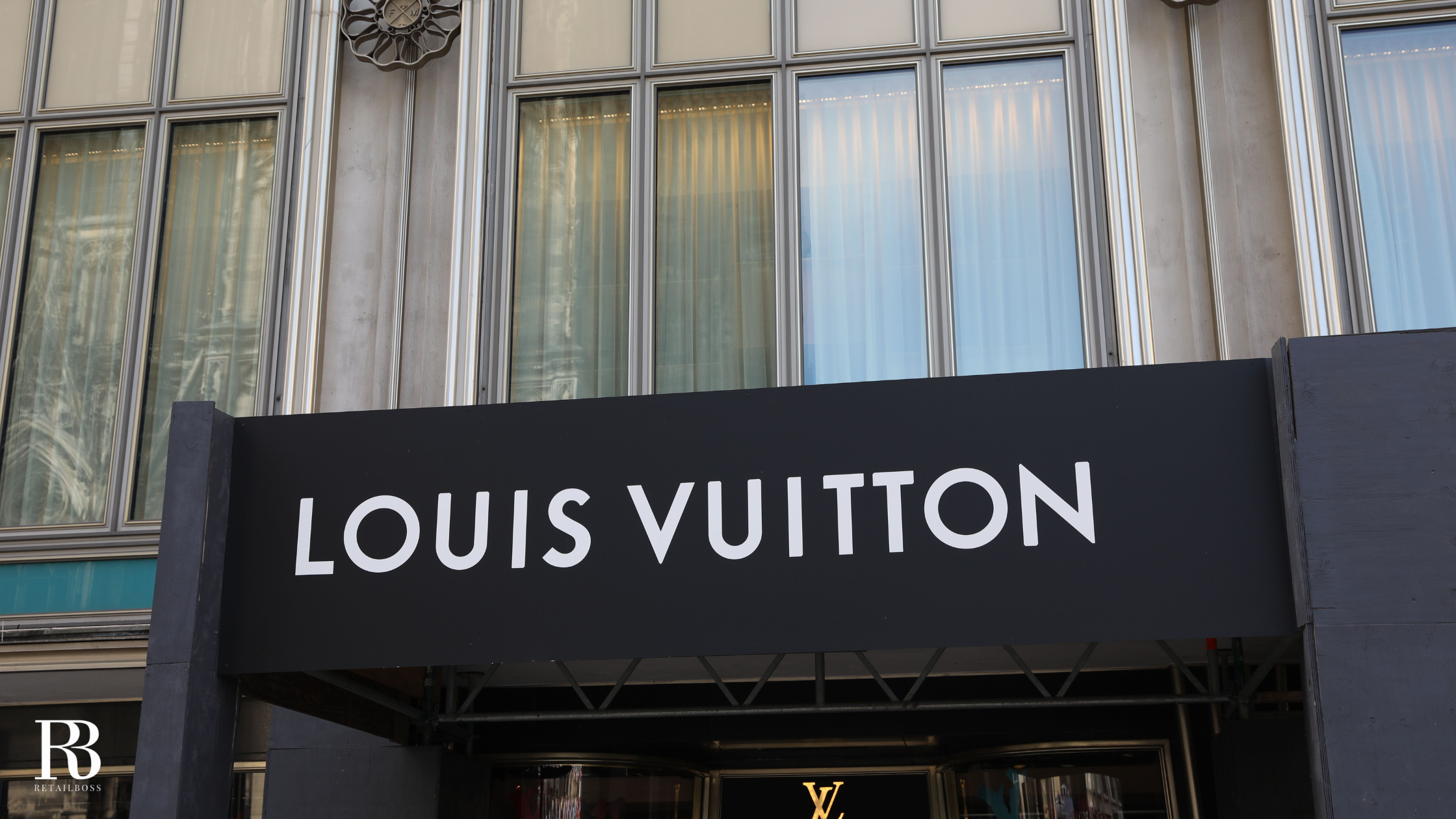 Luxury Brands in China Face Reset as China's Luxury Market Plummets 20%