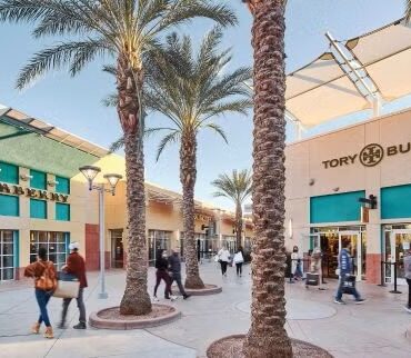 National Outlet Shopping Day Returns at Simon Centers