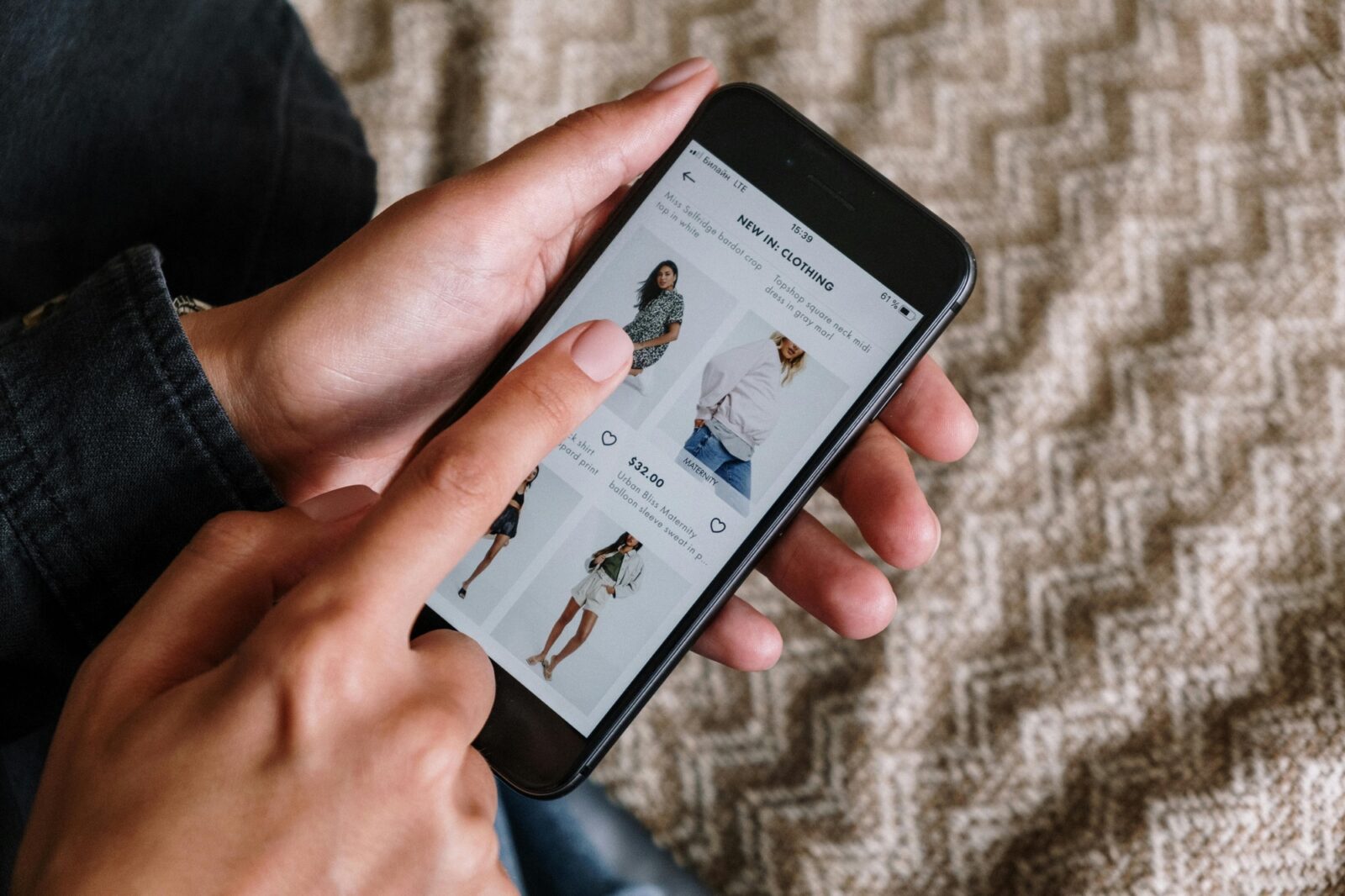 Top 20 Fashion Ecommerce Brands on the Internet, Report
