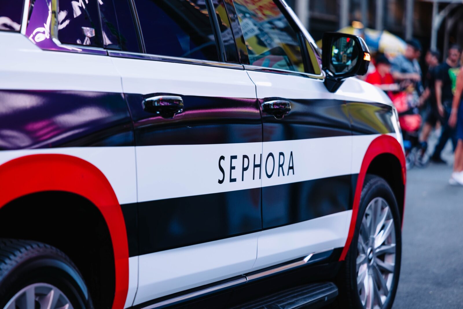 Sephora and Lyft Team Up to Deliver Shoppers to Beauty Experts