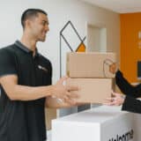 UniUni Launches 24/7 Drop-Offs in Toronto