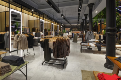 Aritzia Unveils Newly Expanded 25,000 Square Foot Flatiron Store