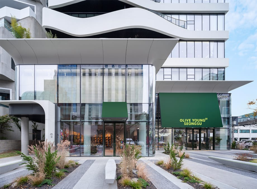 First in the U.S. Olive Young’s LA Store Set to Shake Up K-Beauty