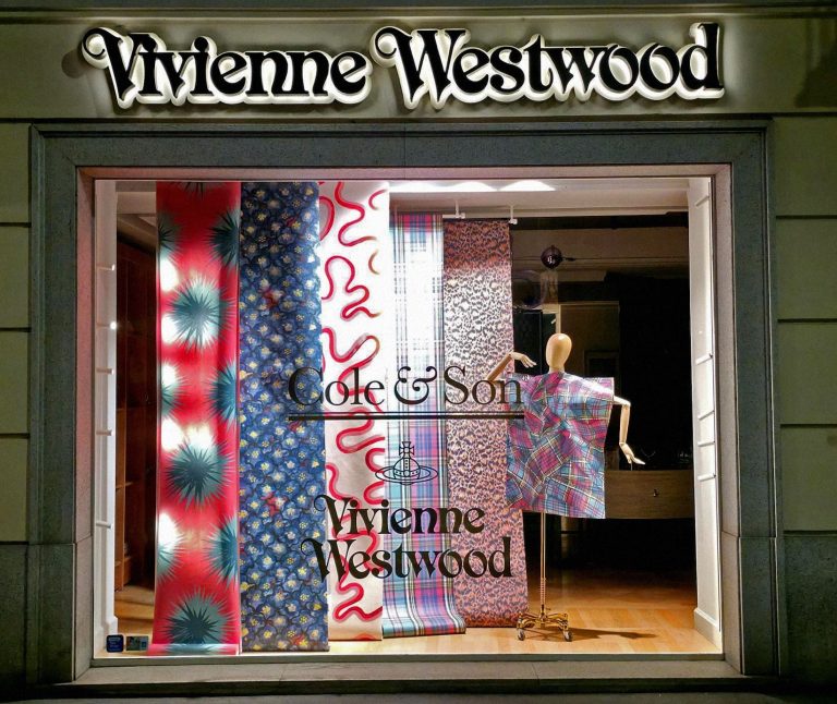 Vivienne Westwood and Cole & Son Just Launched a Wallpaper Collection with 8 Designs and 31 Colourways