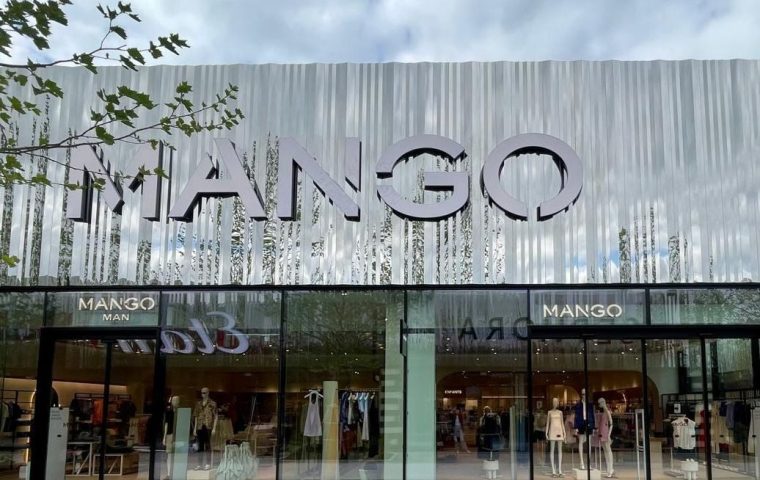 Mango Opens Valvert Boutique In Île De France