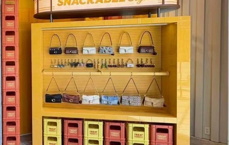 Coach's Cat Street Store Now Has 28 New Neon Signs and a New Tabby Shop