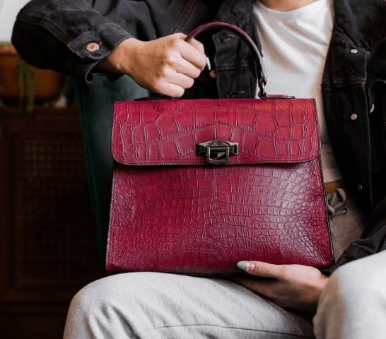 Luxury bespoke designer Ceeze to Raffle off a Custom pair of Poshmark-inspired Jordan 1s and Handbag