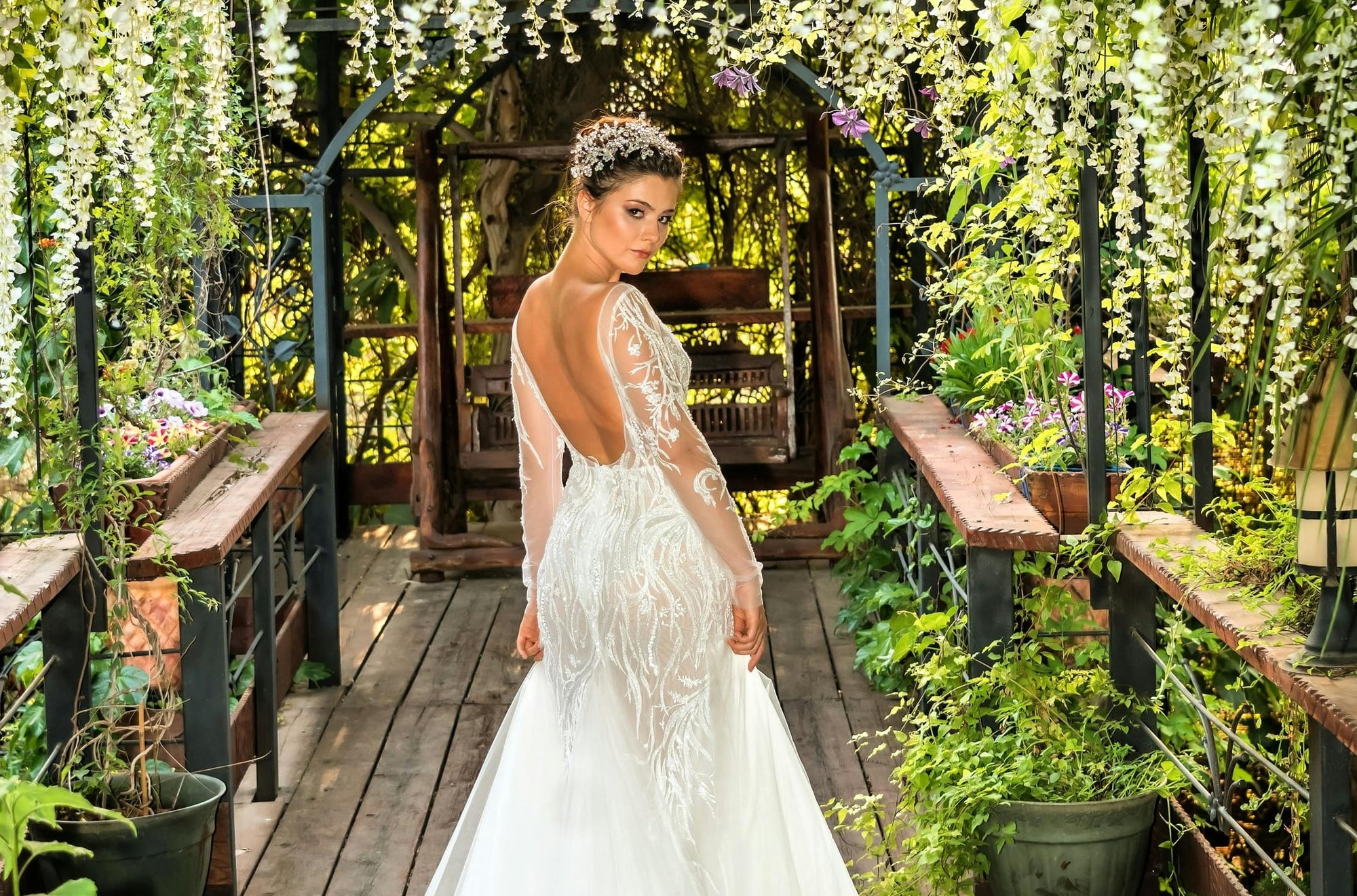 Differences Between Haute Couture and Ready-to-Wear