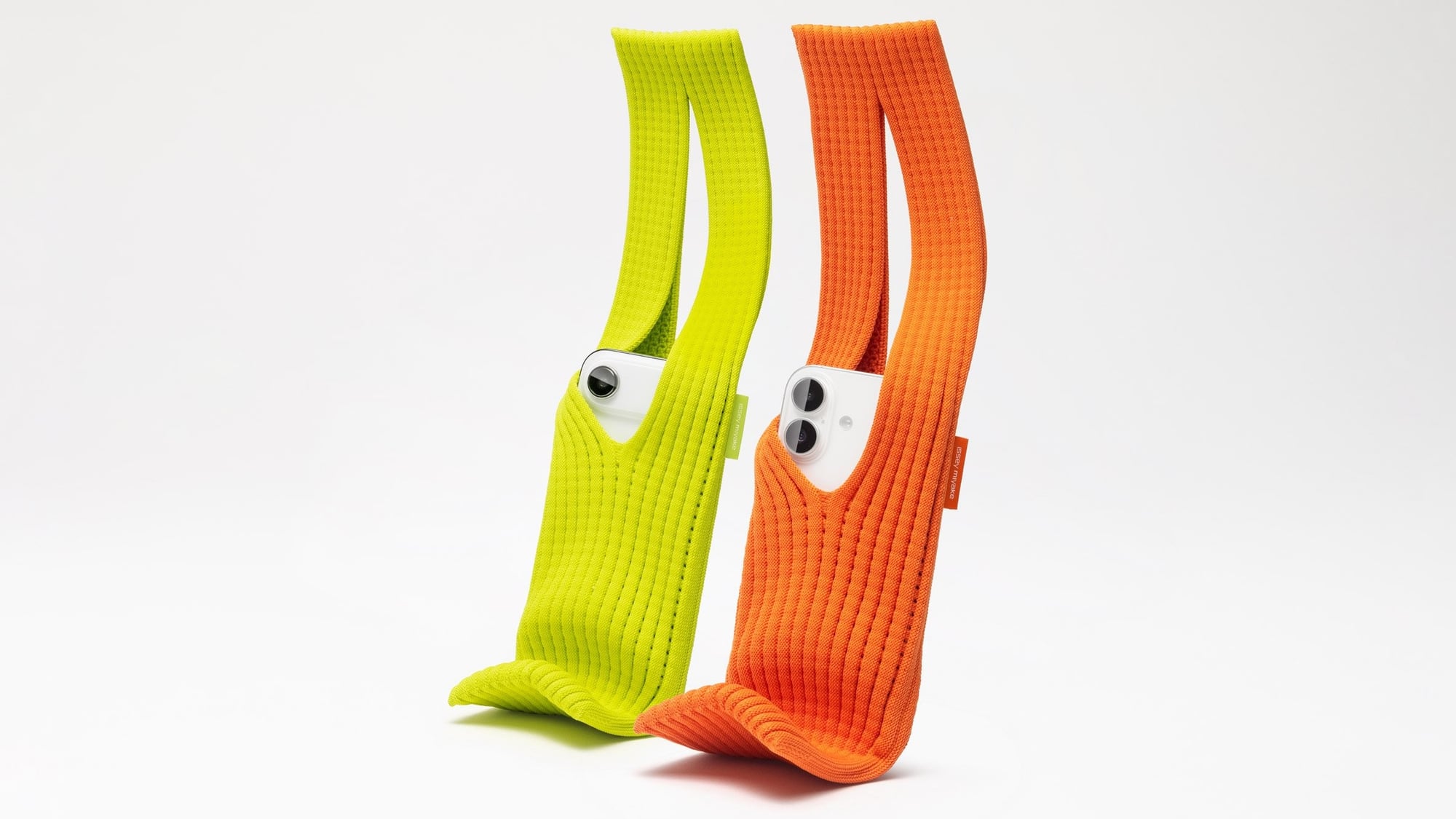 Apple and ISSEY MIYAKE’s Next-Level Accessory is the Talk of Tech and Fashion