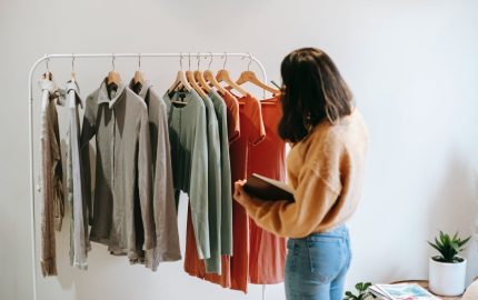 Boutique Wholesale Clothing: How To Source