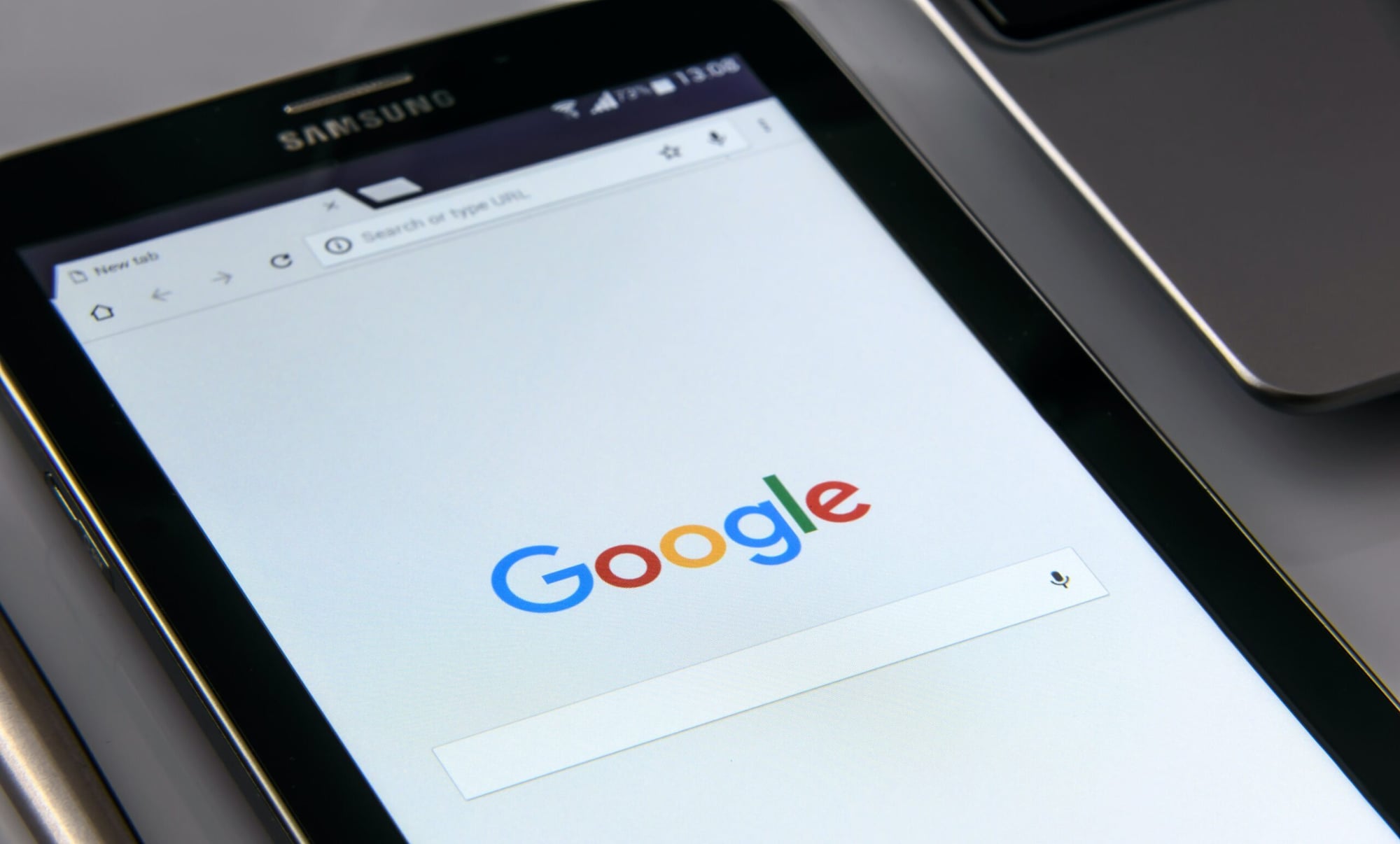 Google Launches Blue Checkmarks for Verified Brands